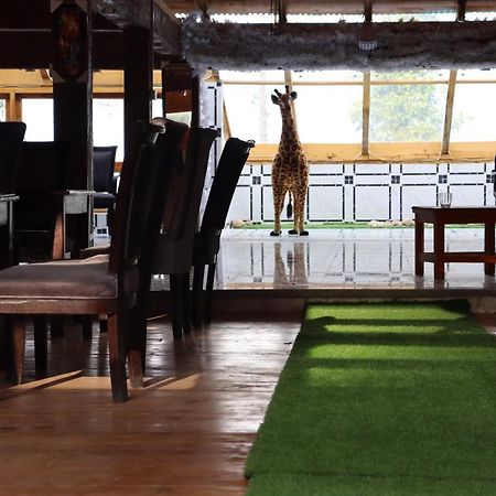 Hotel Al Azeem Ayubia Ngoại thất bức ảnh